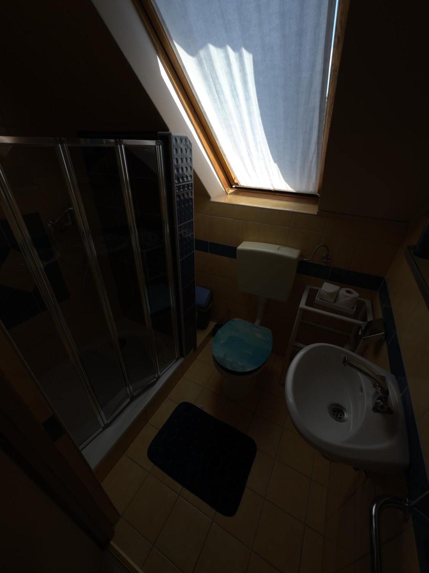 Rozsa Apartman 2 Альшоэрш Номер фото